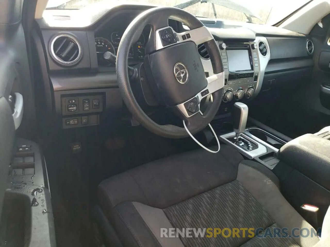 8 Photograph of a damaged car 5TFUW5F11KX852235 TOYOTA TUNDRA 2019