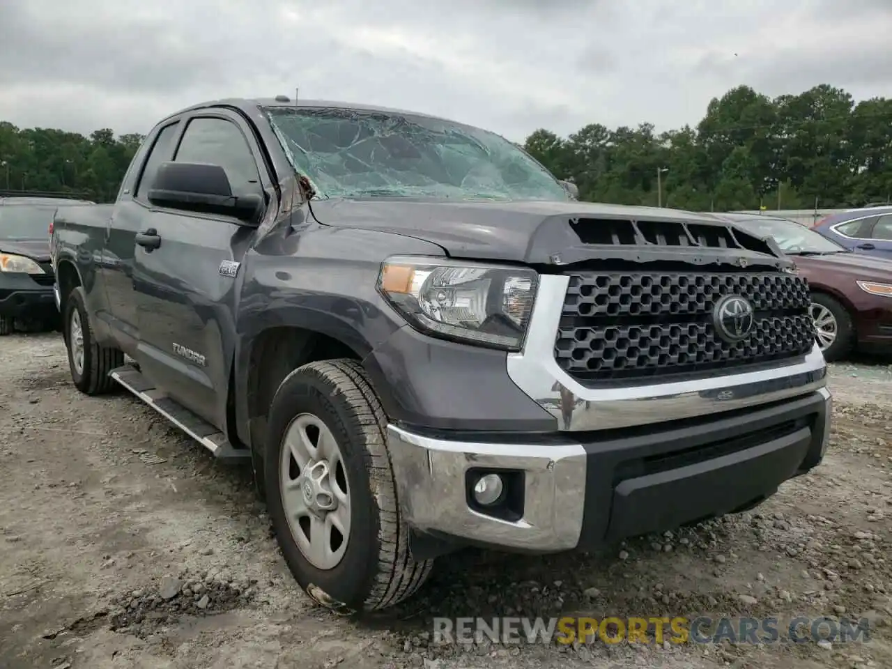 1 Photograph of a damaged car 5TFUW5F14KX826938 TOYOTA TUNDRA 2019