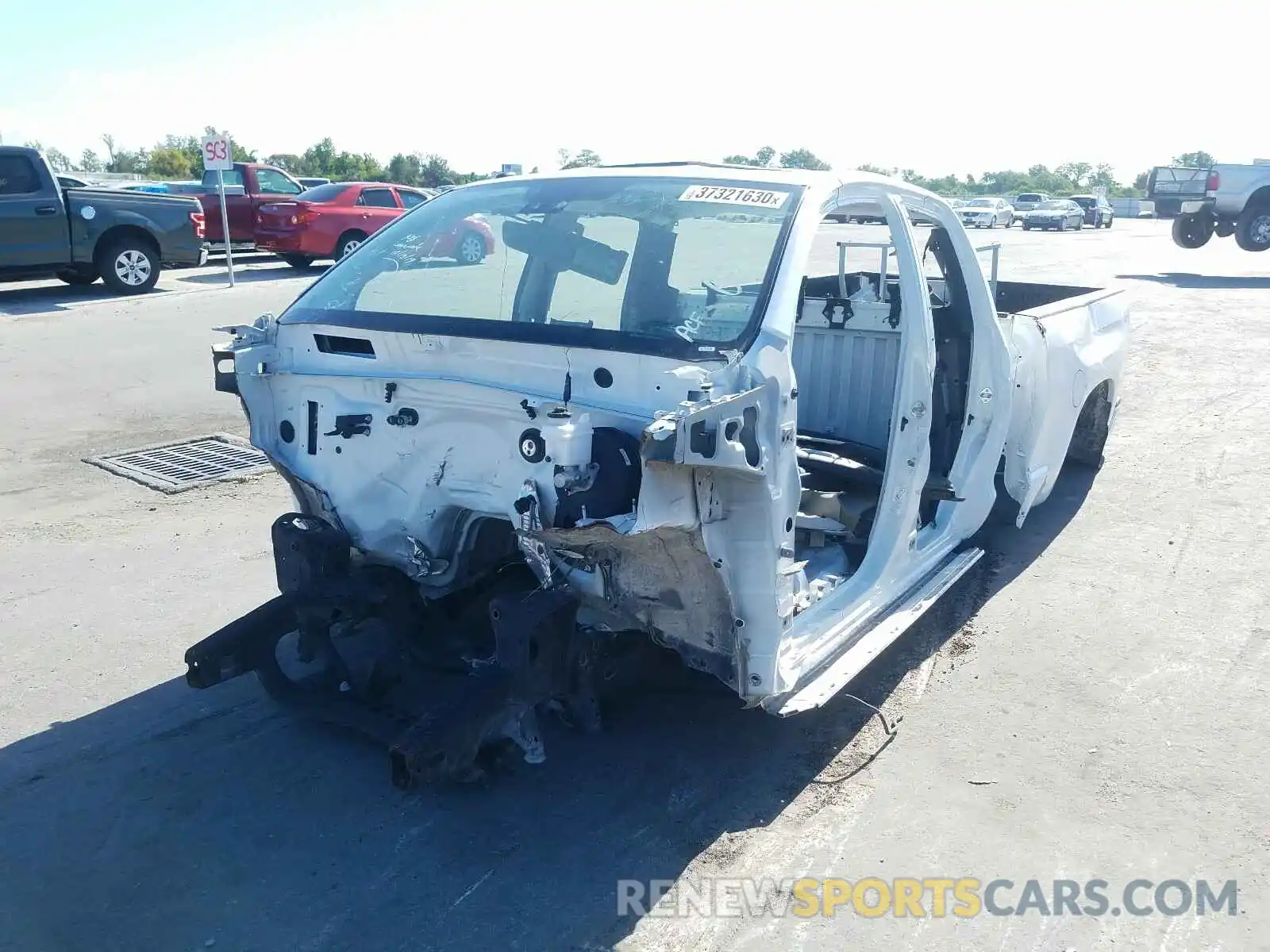 2 Photograph of a damaged car 5TFUW5F17KX817005 TOYOTA TUNDRA 2019