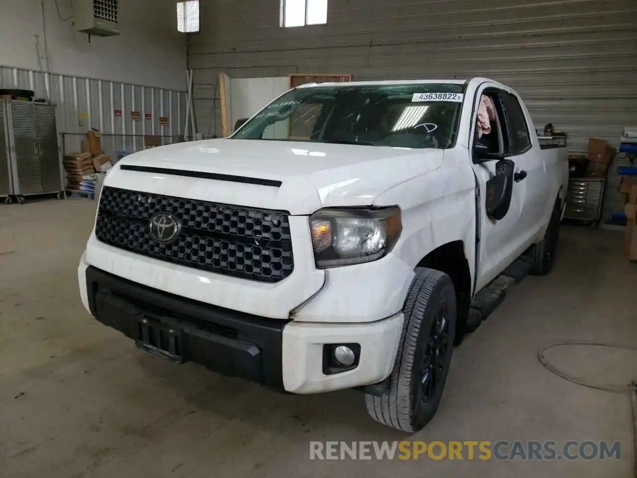 2 Photograph of a damaged car 5TFUW5F18KX856198 TOYOTA TUNDRA 2019