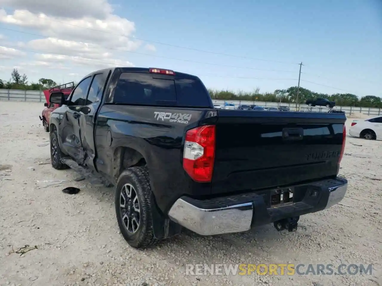 3 Photograph of a damaged car 5TFUW5F19KX814607 TOYOTA TUNDRA 2019