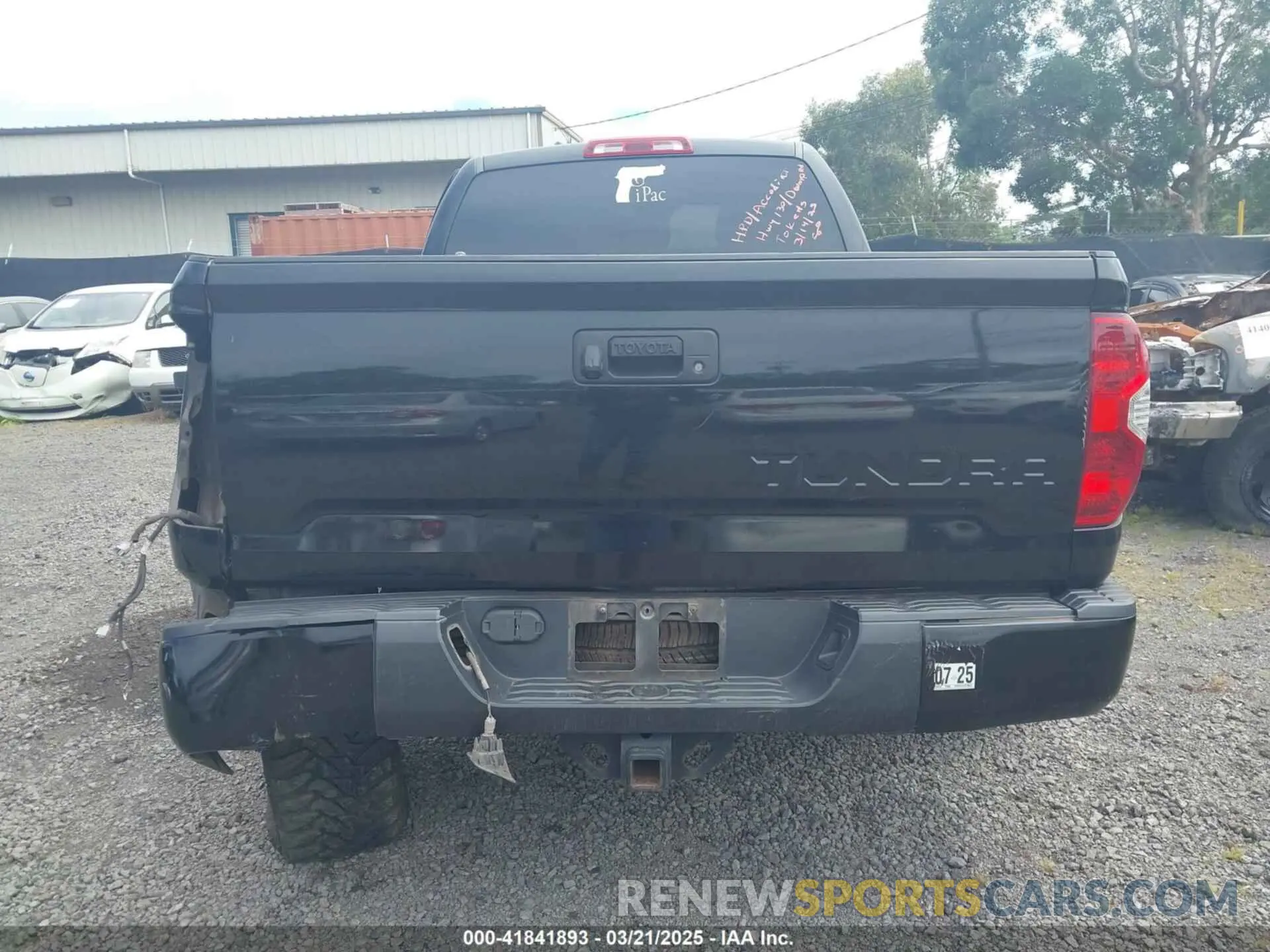 16 Photograph of a damaged car 5TFUY5F10KX789414 TOYOTA TUNDRA 2019