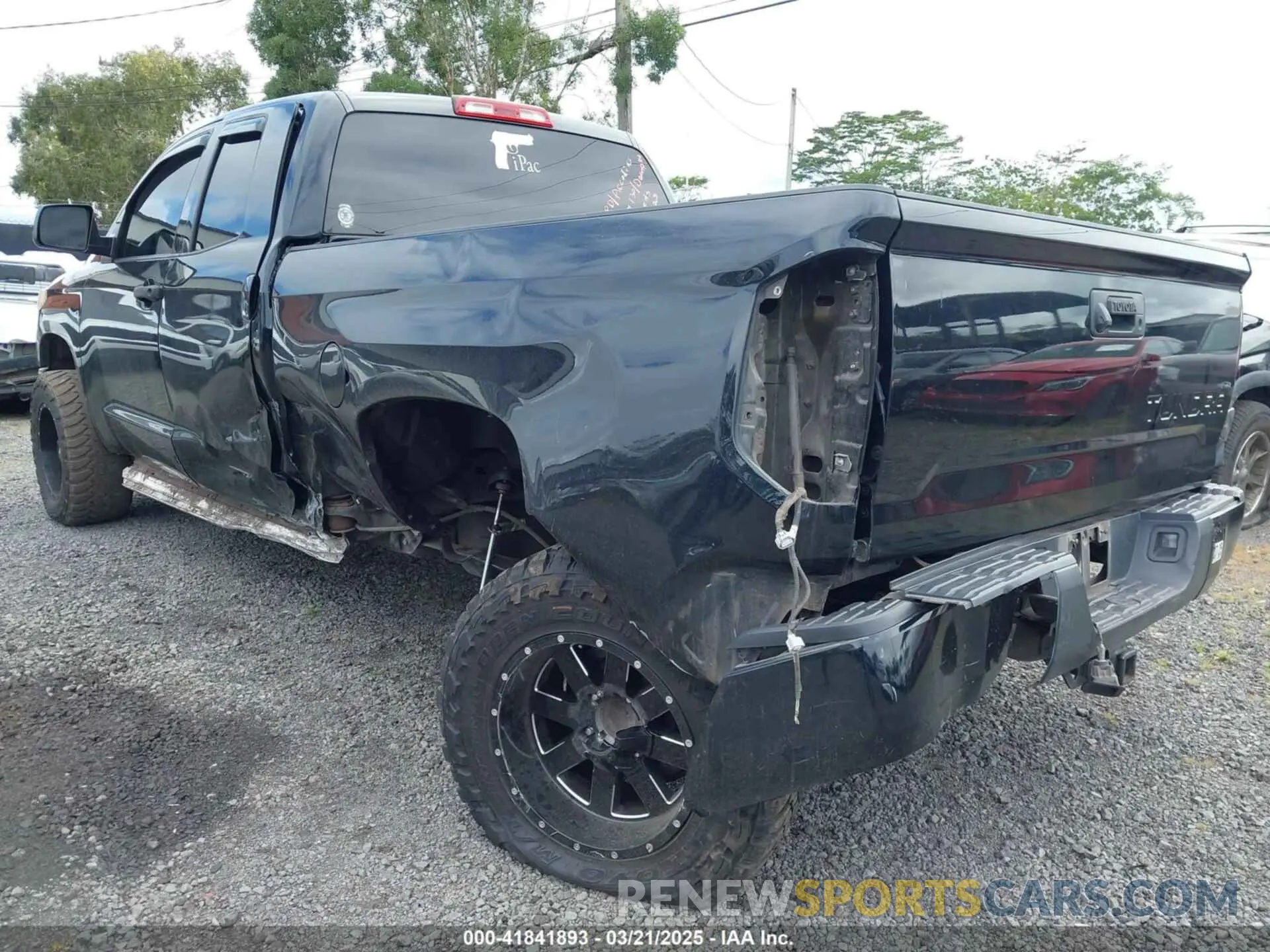 6 Photograph of a damaged car 5TFUY5F10KX789414 TOYOTA TUNDRA 2019