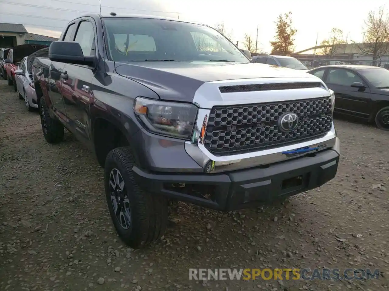 1 Photograph of a damaged car 5TFUY5F10KX844377 TOYOTA TUNDRA 2019