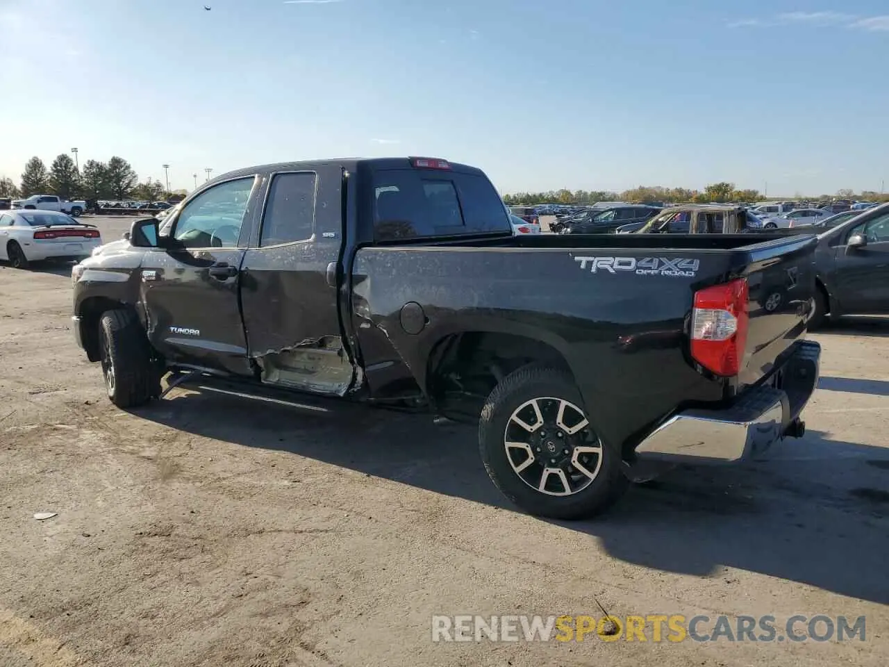 2 Photograph of a damaged car 5TFUY5F10KX865097 TOYOTA TUNDRA 2019