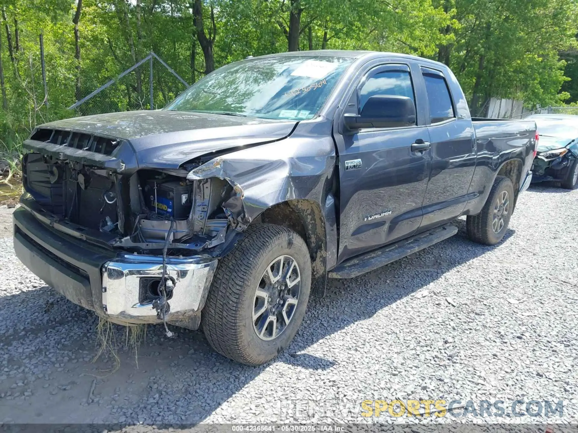 2 Photograph of a damaged car 5TFUY5F10KX869666 TOYOTA TUNDRA 2019