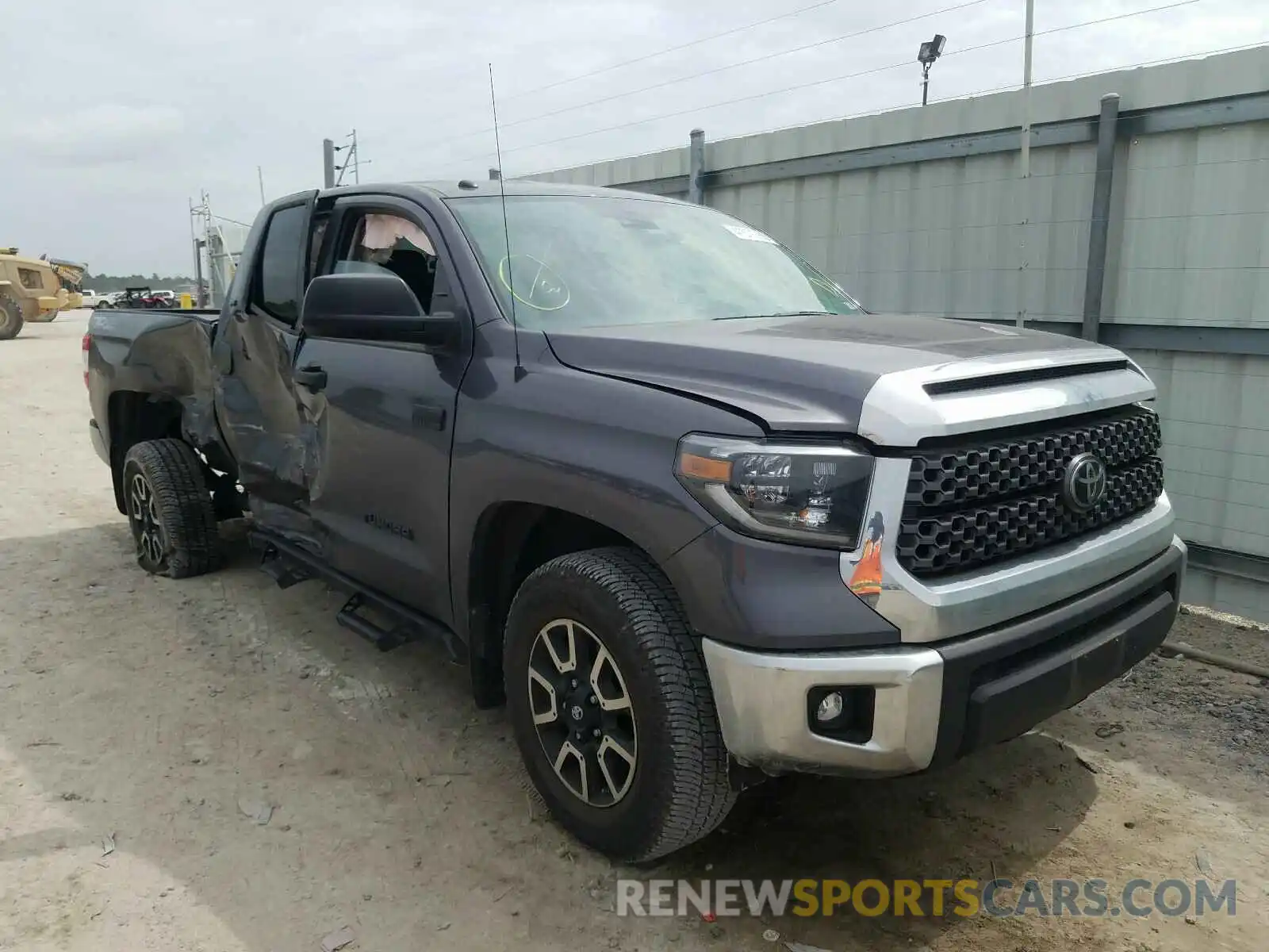 1 Photograph of a damaged car 5TFUY5F11KX794993 TOYOTA TUNDRA 2019