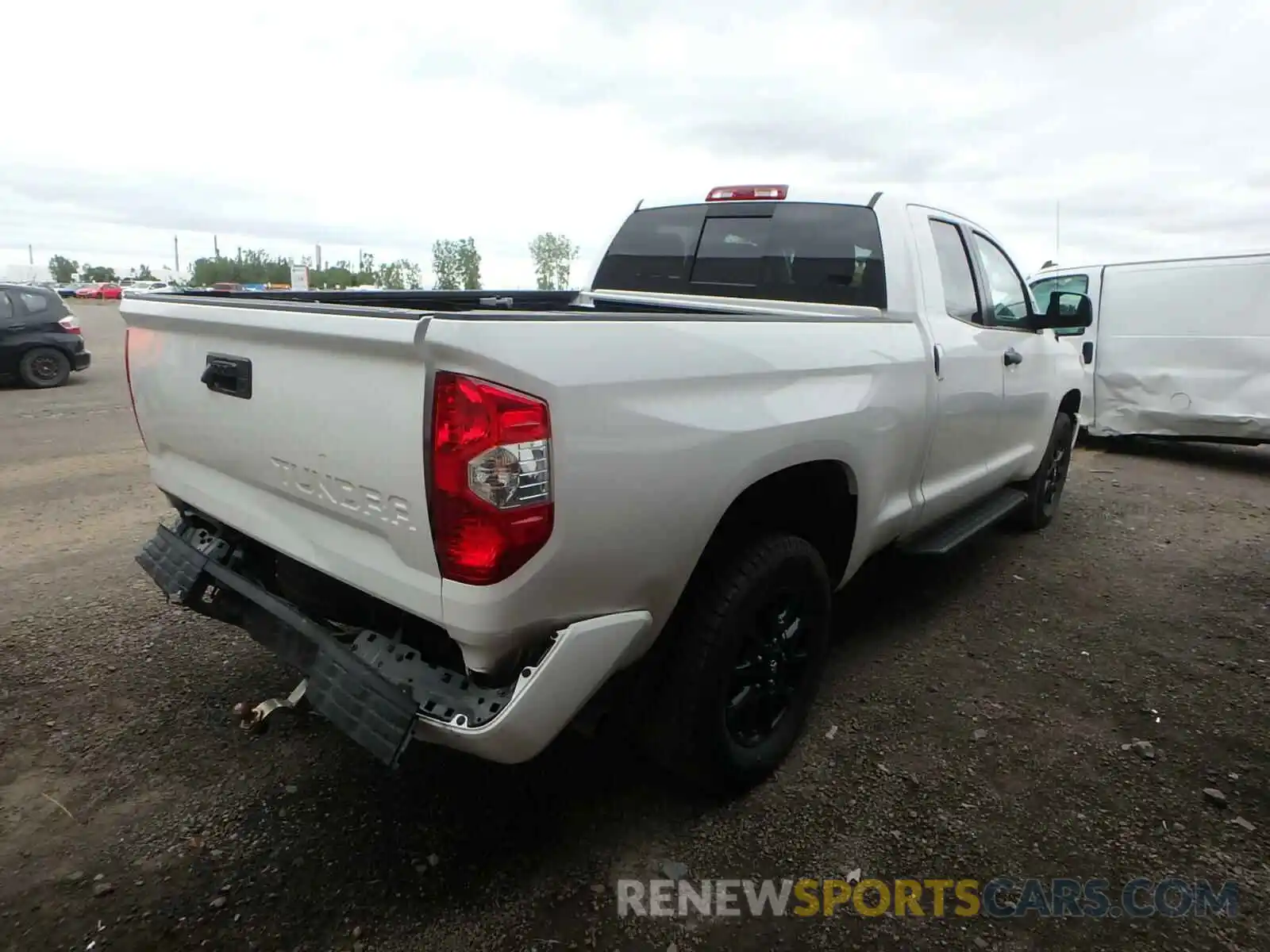 4 Photograph of a damaged car 5TFUY5F11KX797473 TOYOTA TUNDRA 2019