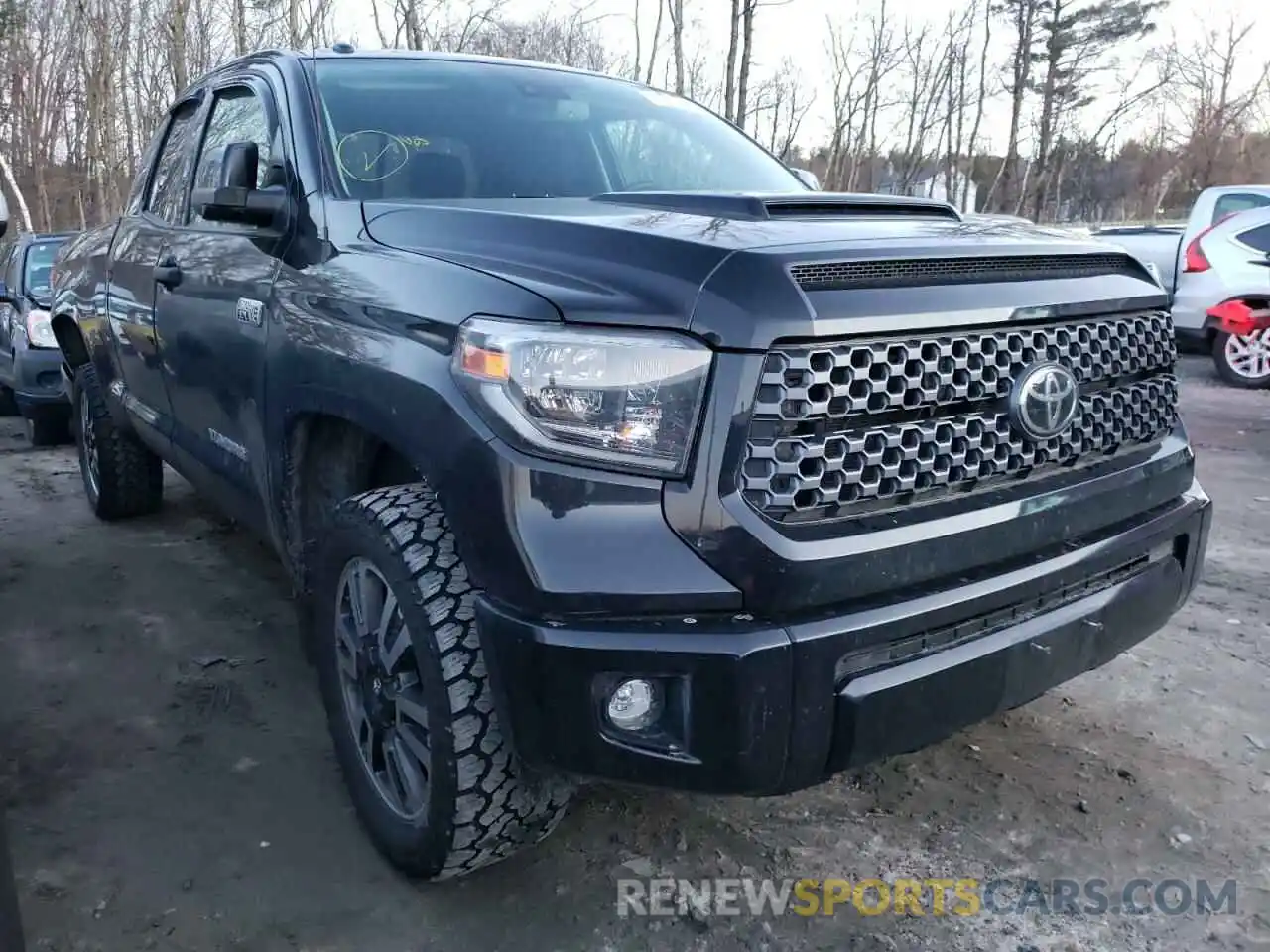 1 Photograph of a damaged car 5TFUY5F11KX850303 TOYOTA TUNDRA 2019