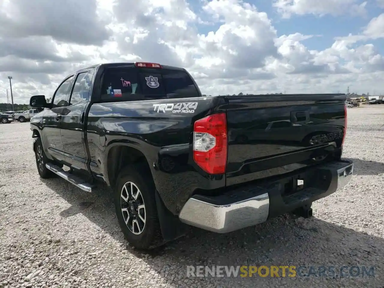 3 Photograph of a damaged car 5TFUY5F13KX845216 TOYOTA TUNDRA 2019