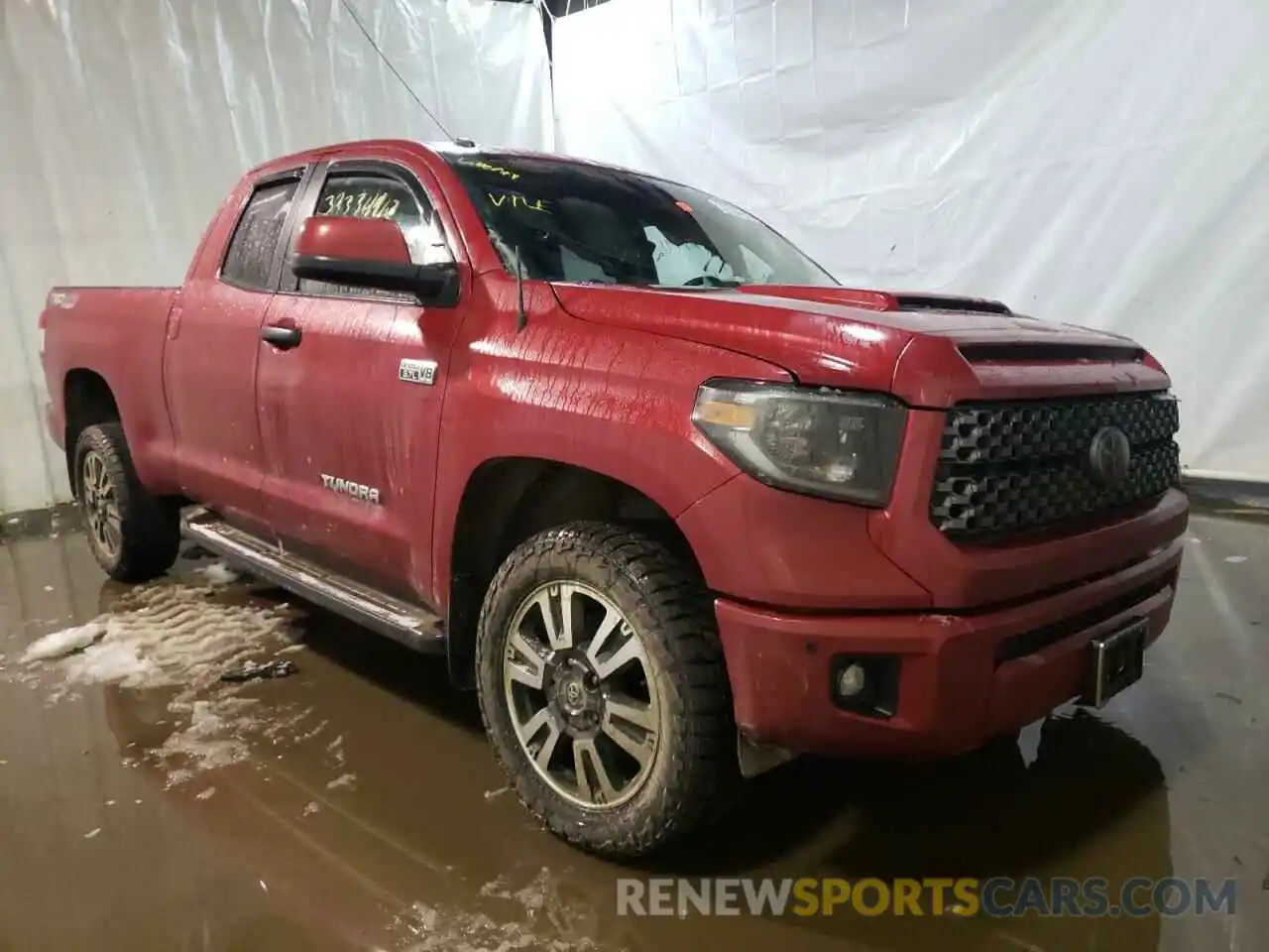 1 Photograph of a damaged car 5TFUY5F13KX866860 TOYOTA TUNDRA 2019