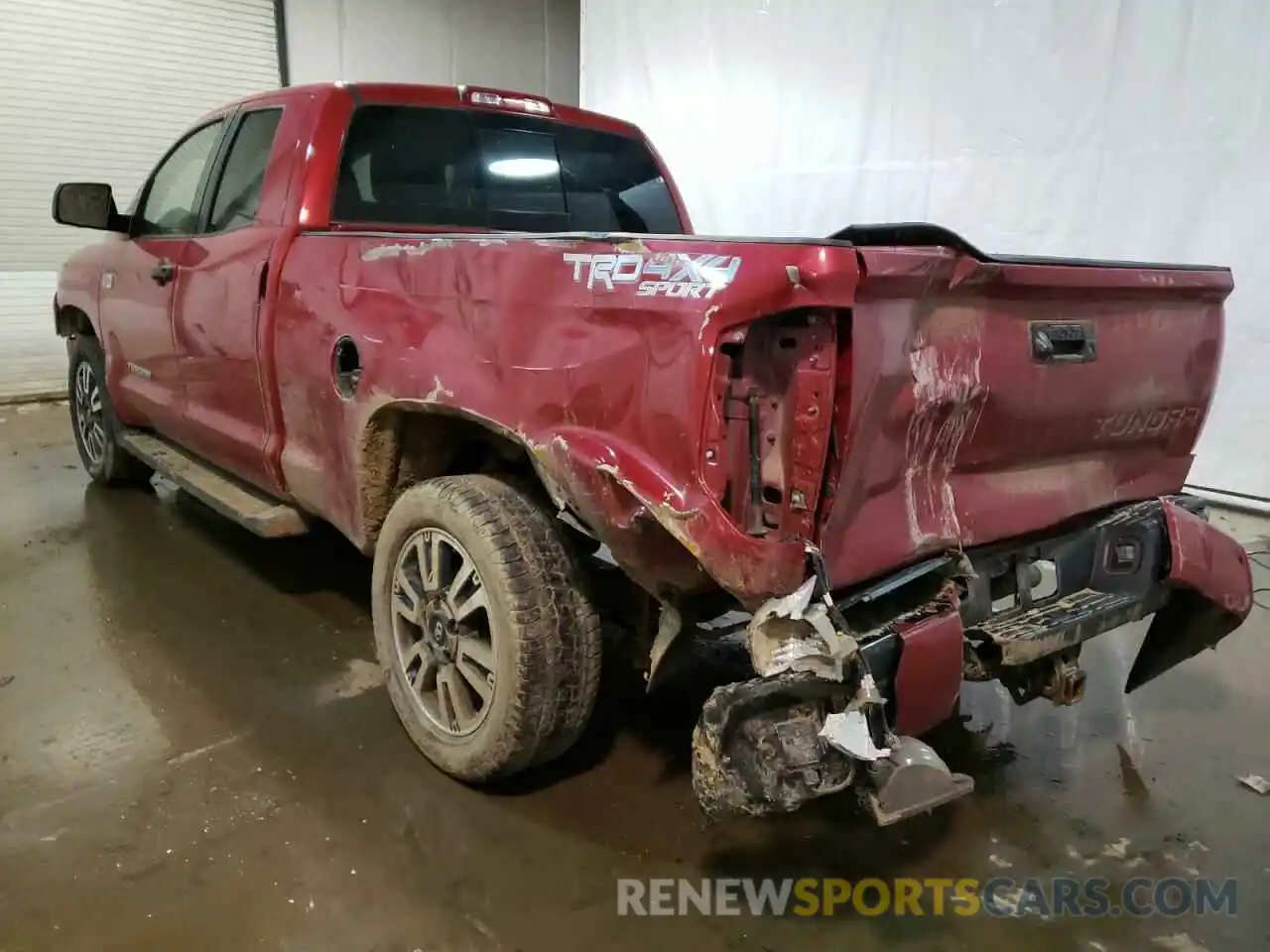 3 Photograph of a damaged car 5TFUY5F16KX838289 TOYOTA TUNDRA 2019