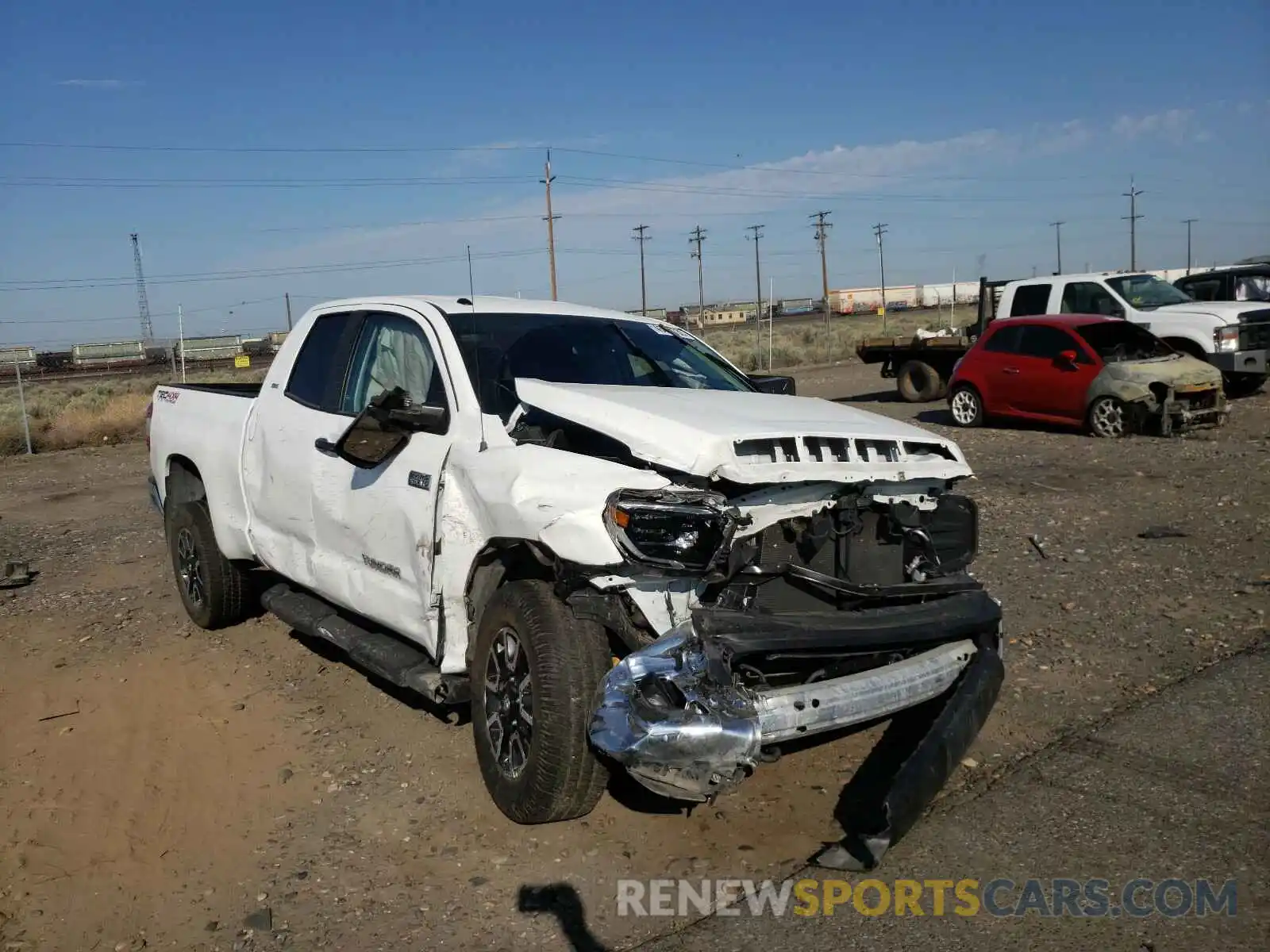 1 Photograph of a damaged car 5TFUY5F17KX794173 TOYOTA TUNDRA 2019