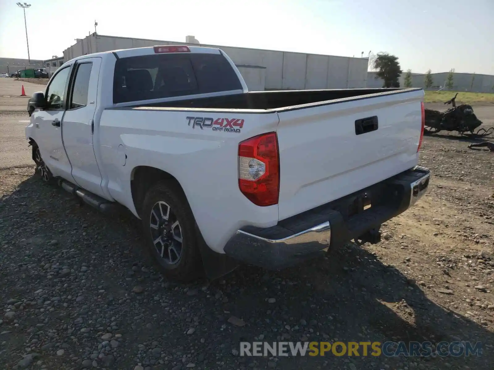 3 Photograph of a damaged car 5TFUY5F17KX794173 TOYOTA TUNDRA 2019