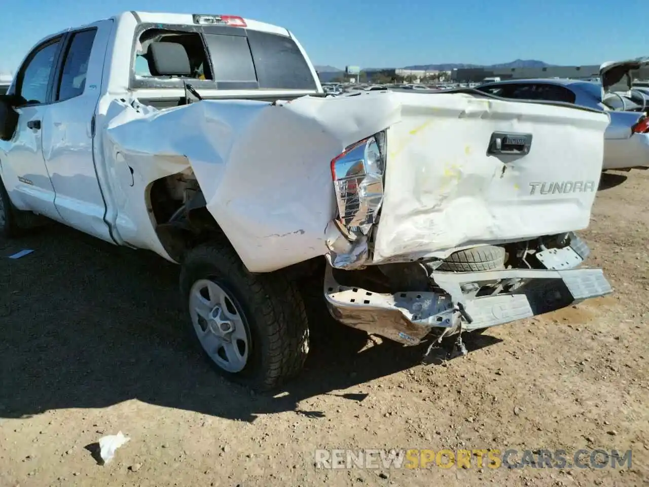 9 Photograph of a damaged car 5TFUY5F17KX830069 TOYOTA TUNDRA 2019