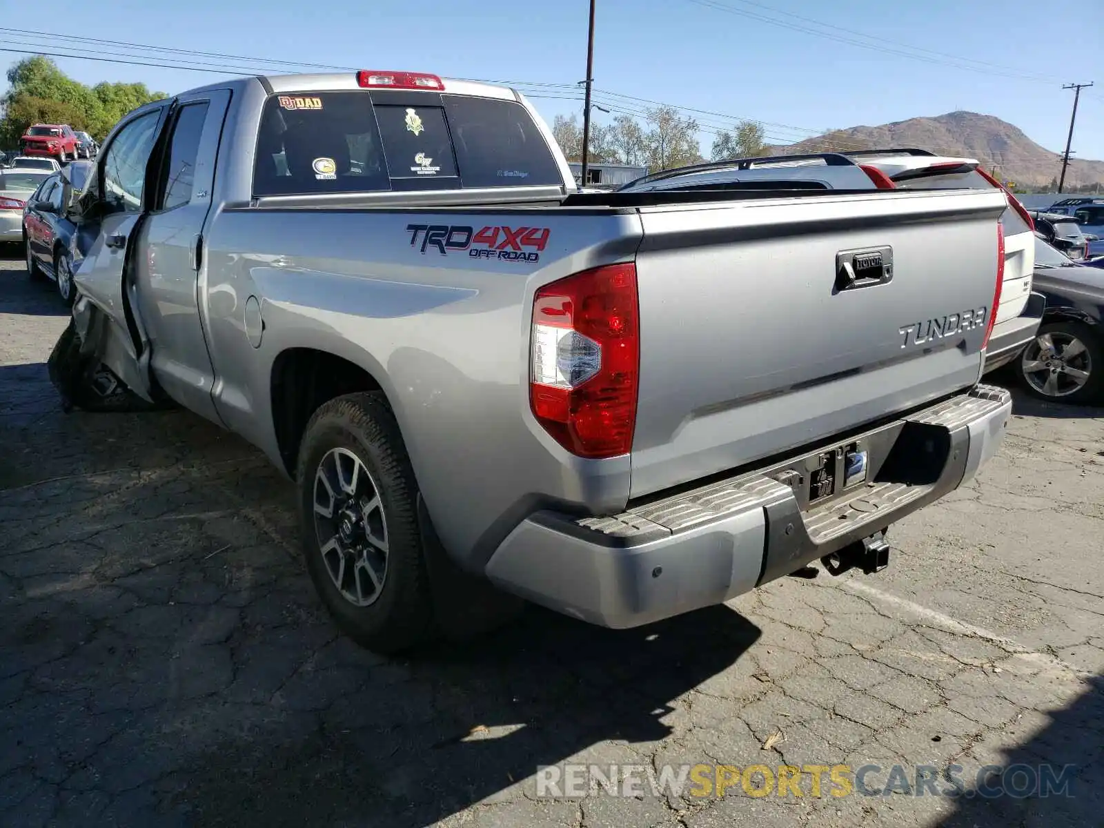 3 Photograph of a damaged car 5TFUY5F17KX847650 TOYOTA TUNDRA 2019