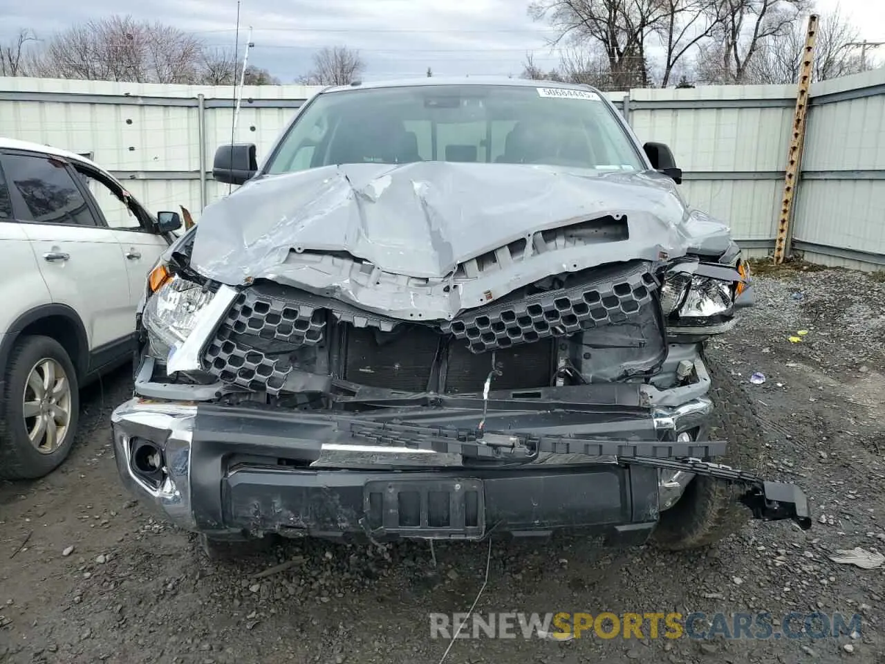 5 Photograph of a damaged car 5TFUY5F17KX859779 TOYOTA TUNDRA 2019