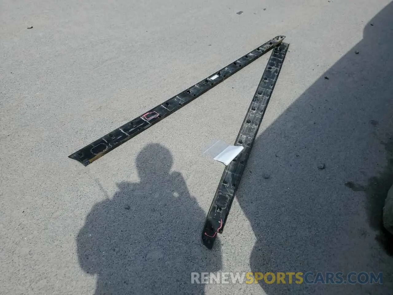 12 Photograph of a damaged car 5TFUY5F18KX809439 TOYOTA TUNDRA 2019