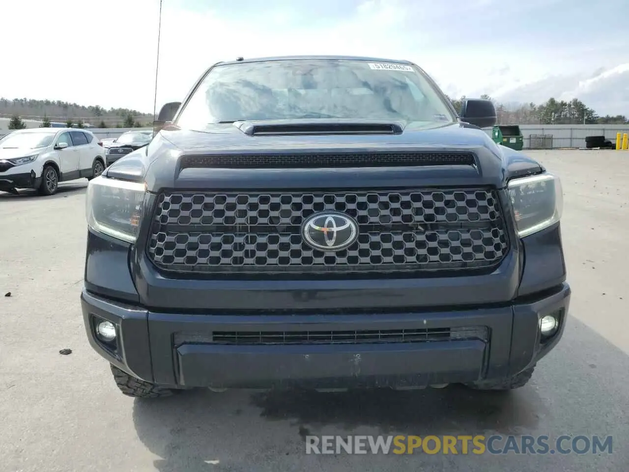 5 Photograph of a damaged car 5TFUY5F18KX809439 TOYOTA TUNDRA 2019