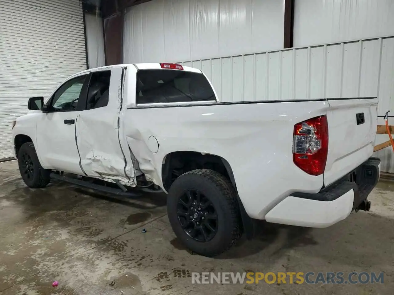 2 Photograph of a damaged car 5TFUY5F1XKX789162 TOYOTA TUNDRA 2019
