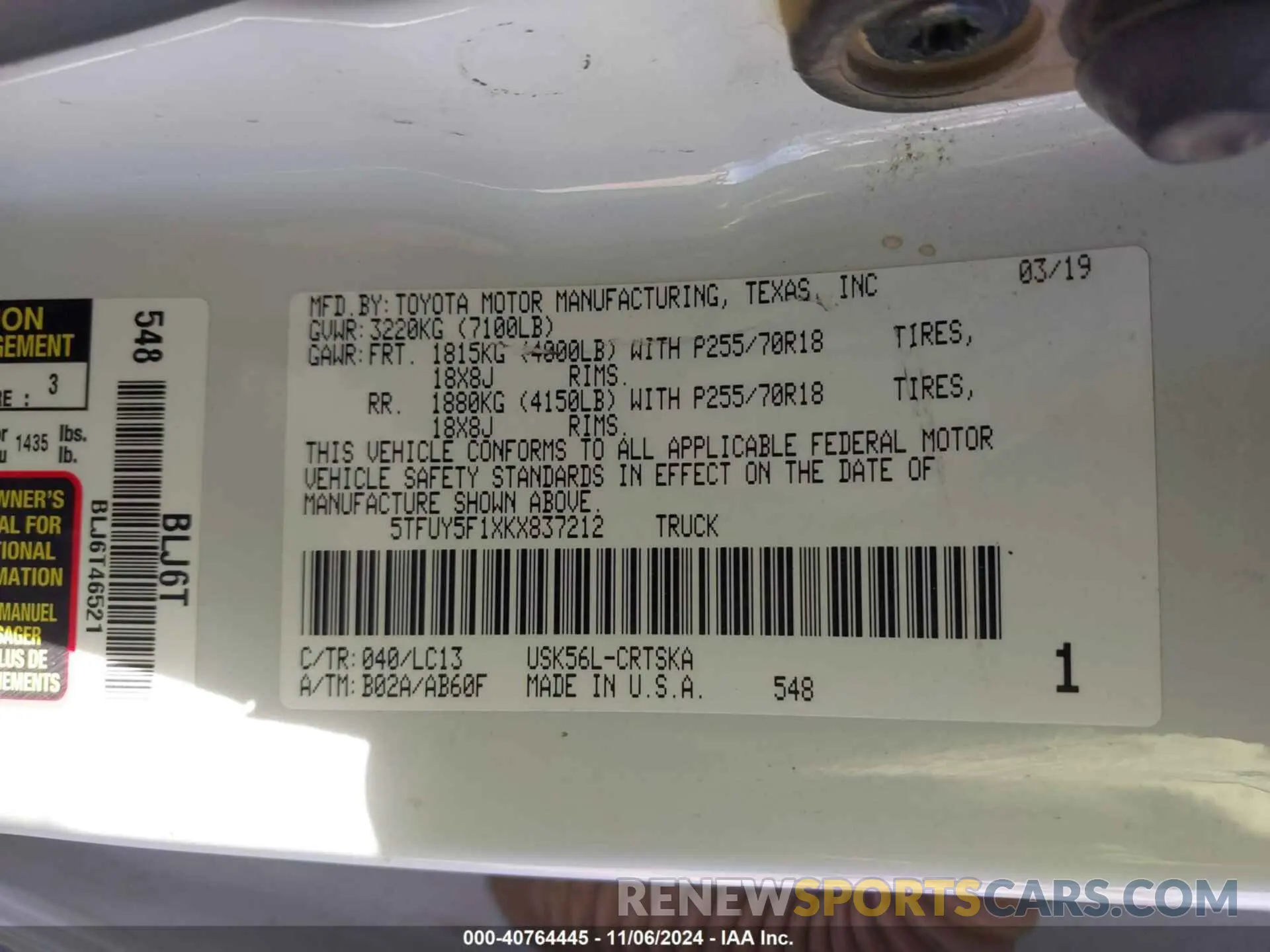 9 Photograph of a damaged car 5TFUY5F1XKX837212 TOYOTA TUNDRA 2019