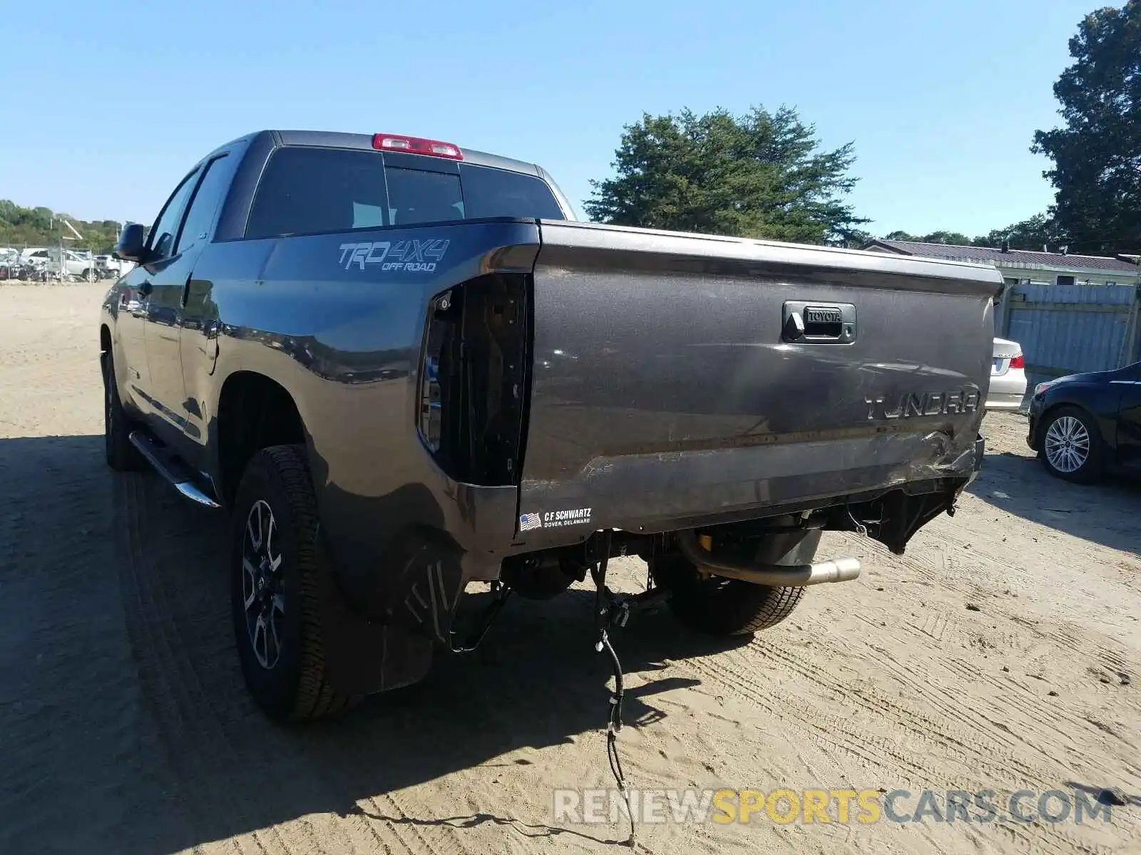 3 Photograph of a damaged car 5TFUY5F1XKX848422 TOYOTA TUNDRA 2019