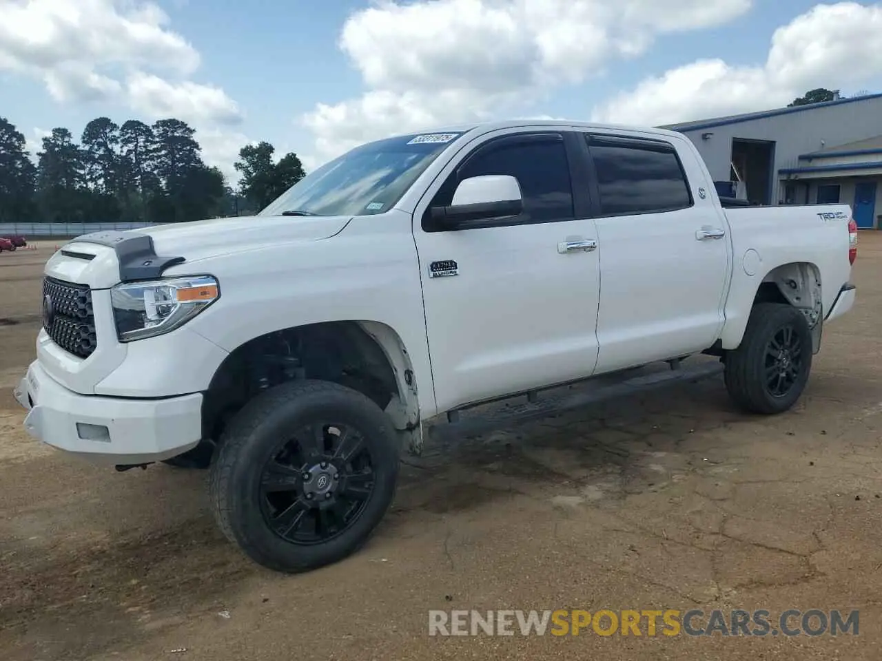 1 Photograph of a damaged car 5TFAY5F10LX881014 TOYOTA TUNDRA 2020