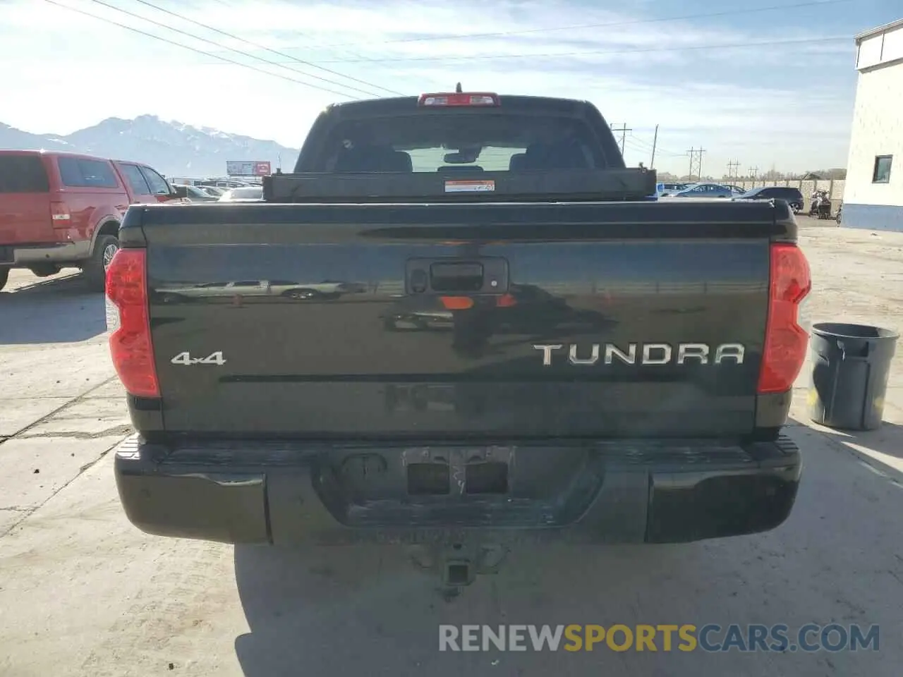 6 Photograph of a damaged car 5TFAY5F11LX883080 TOYOTA TUNDRA 2020
