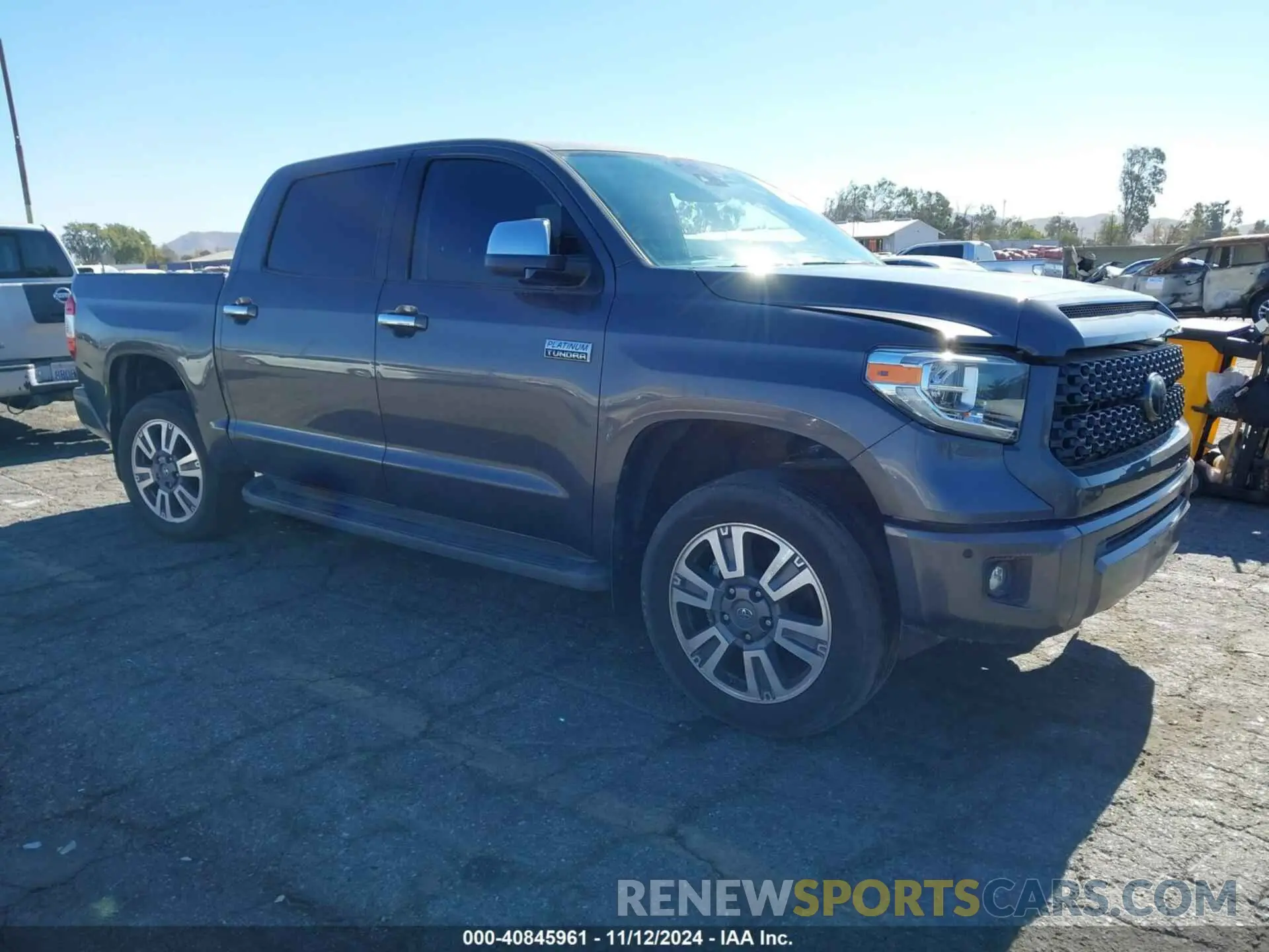 1 Photograph of a damaged car 5TFAY5F11LX923920 TOYOTA TUNDRA 2020