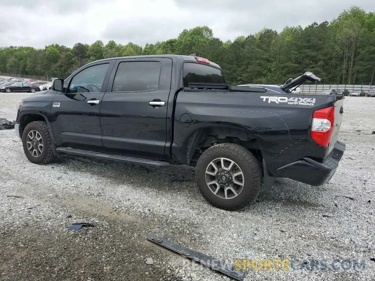 2 Photograph of a damaged car 5TFAY5F11LX935341 TOYOTA TUNDRA 2020