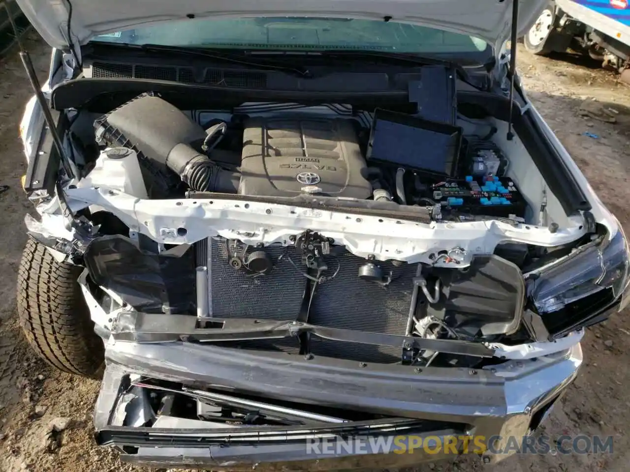 9 Photograph of a damaged car 5TFAY5F11LX945335 TOYOTA TUNDRA 2020