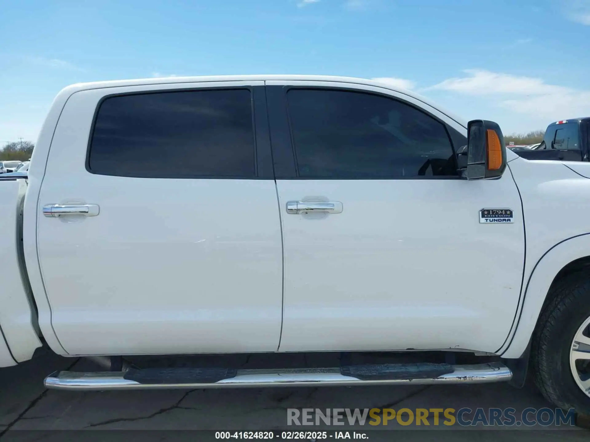 13 Photograph of a damaged car 5TFAY5F12LX889695 TOYOTA TUNDRA 2020