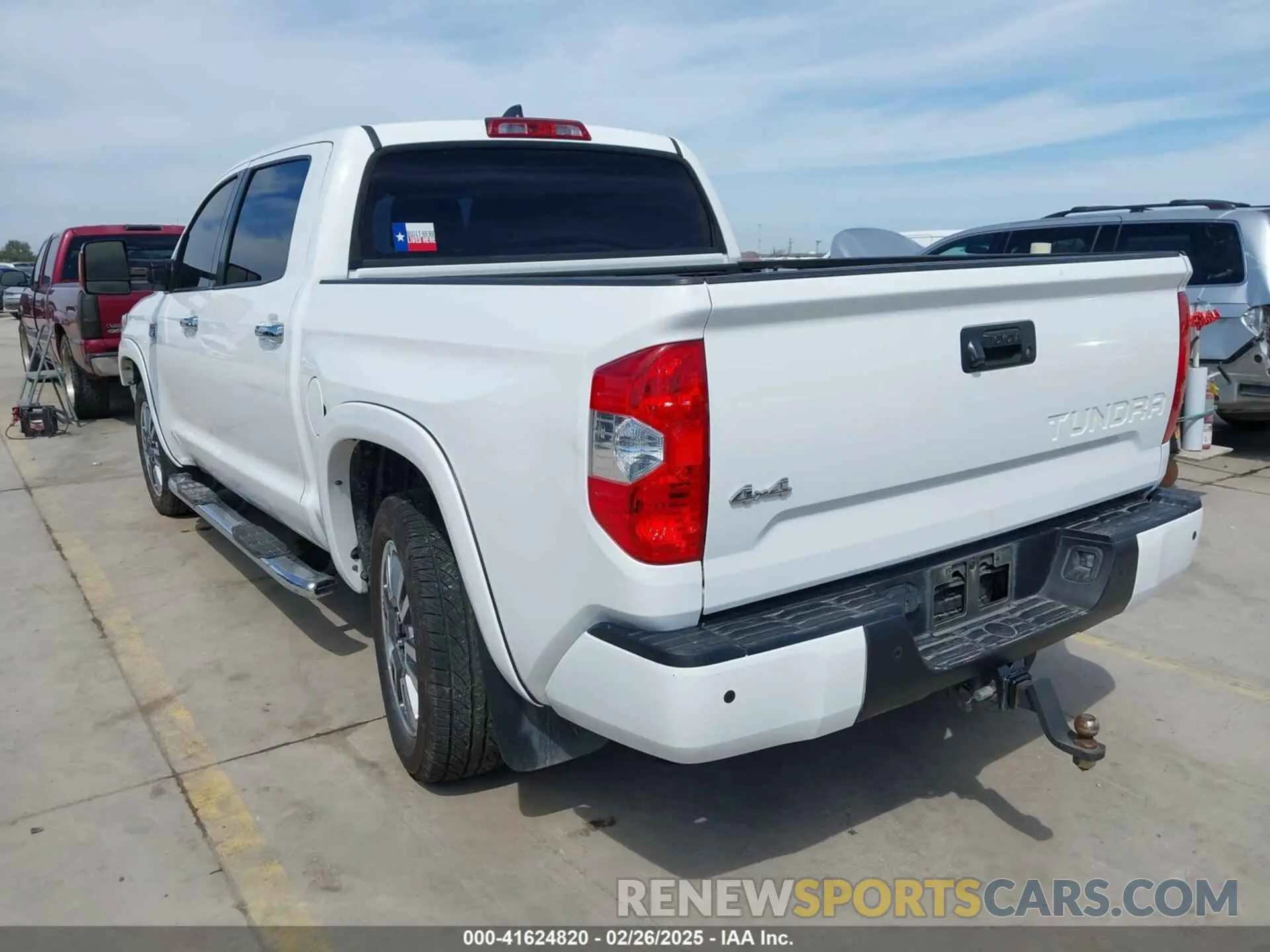 3 Photograph of a damaged car 5TFAY5F12LX889695 TOYOTA TUNDRA 2020