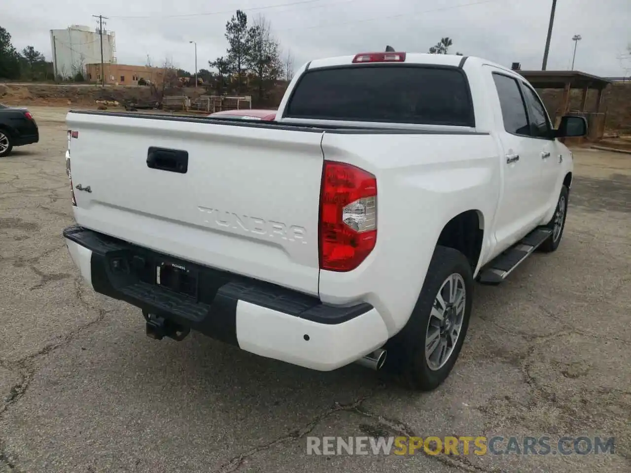 4 Photograph of a damaged car 5TFAY5F12LX924395 TOYOTA TUNDRA 2020