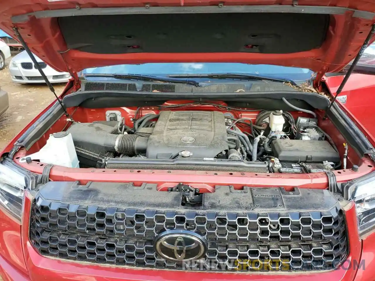 7 Photograph of a damaged car 5TFAY5F12LX928088 TOYOTA TUNDRA 2020