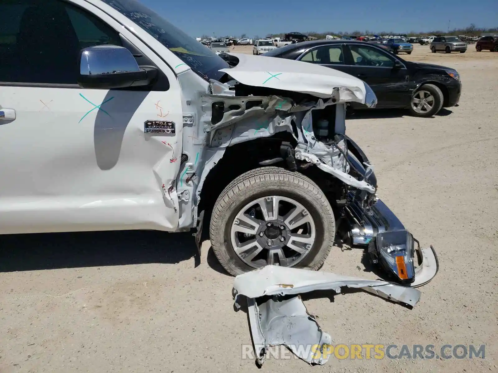 9 Photograph of a damaged car 5TFAY5F12LX947630 TOYOTA TUNDRA 2020