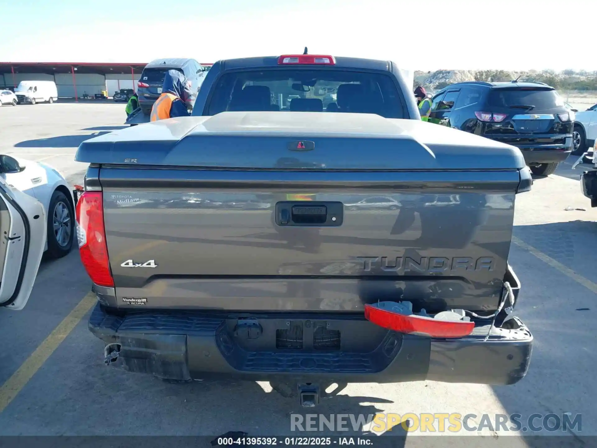 16 Photograph of a damaged car 5TFAY5F16LX884368 TOYOTA TUNDRA 2020