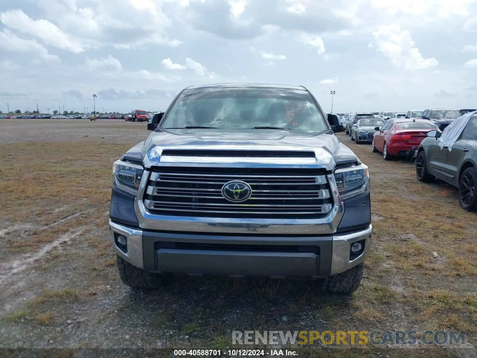 12 Photograph of a damaged car 5TFAY5F17LX872570 TOYOTA TUNDRA 2020