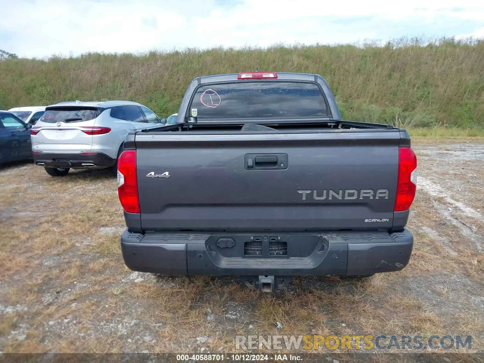 16 Photograph of a damaged car 5TFAY5F17LX872570 TOYOTA TUNDRA 2020