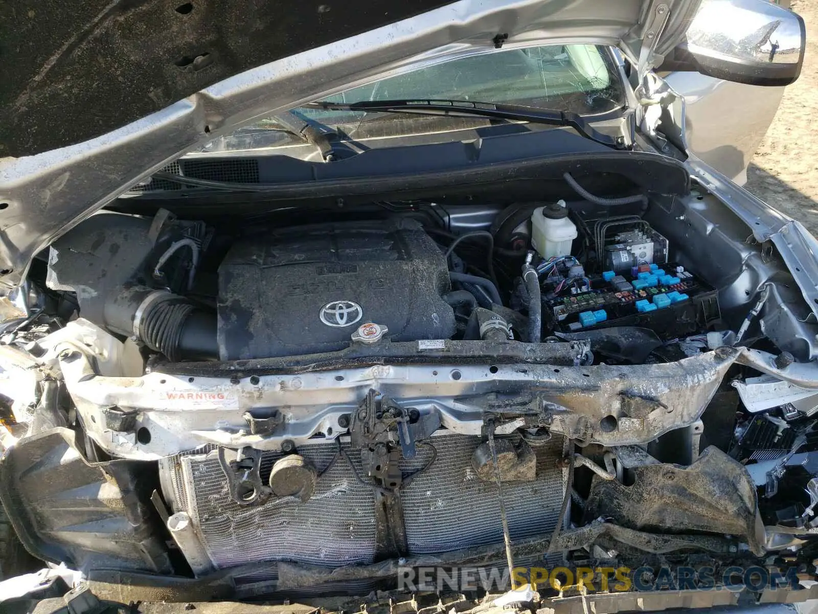7 Photograph of a damaged car 5TFAY5F18LX918441 TOYOTA TUNDRA 2020