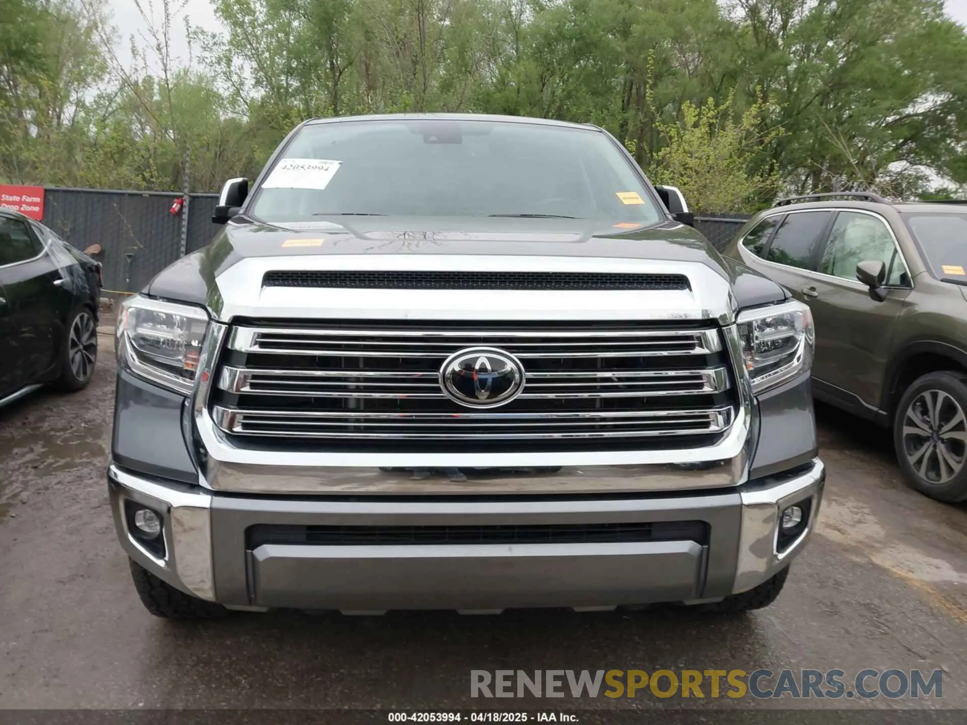 13 Photograph of a damaged car 5TFAY5F18LX938110 TOYOTA TUNDRA 2020