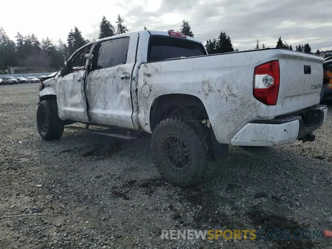 2 Photograph of a damaged car 5TFAY5F1XLX947360 TOYOTA TUNDRA 2020