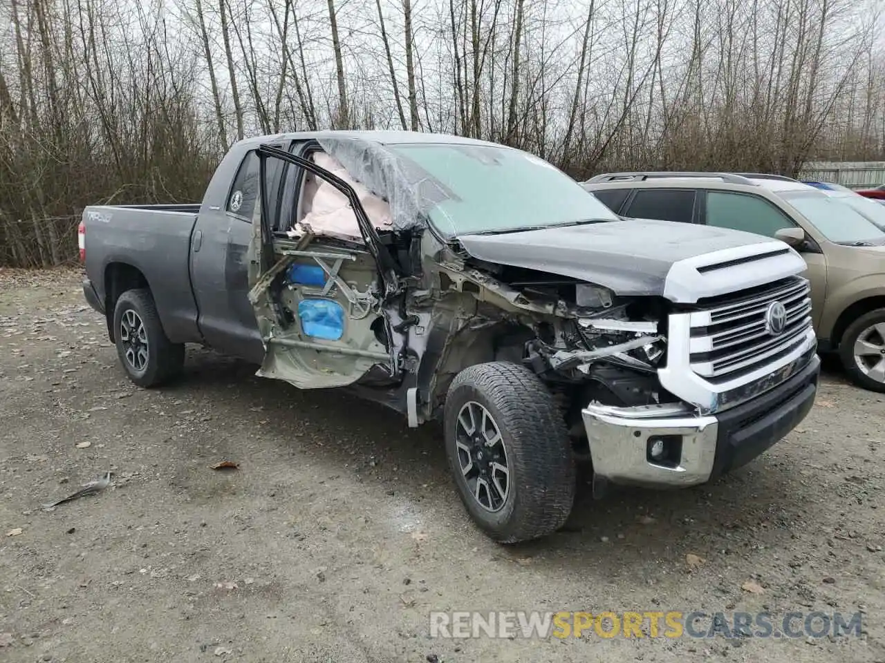 4 Photograph of a damaged car 5TFBY5F10LX946867 TOYOTA TUNDRA 2020