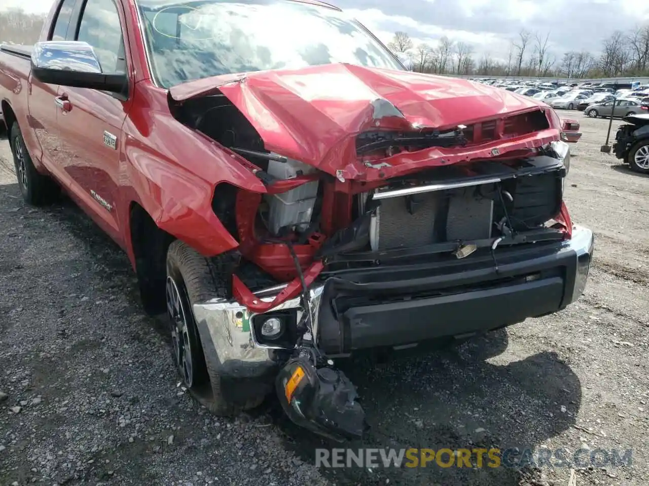 9 Photograph of a damaged car 5TFBY5F11LX877509 TOYOTA TUNDRA 2020