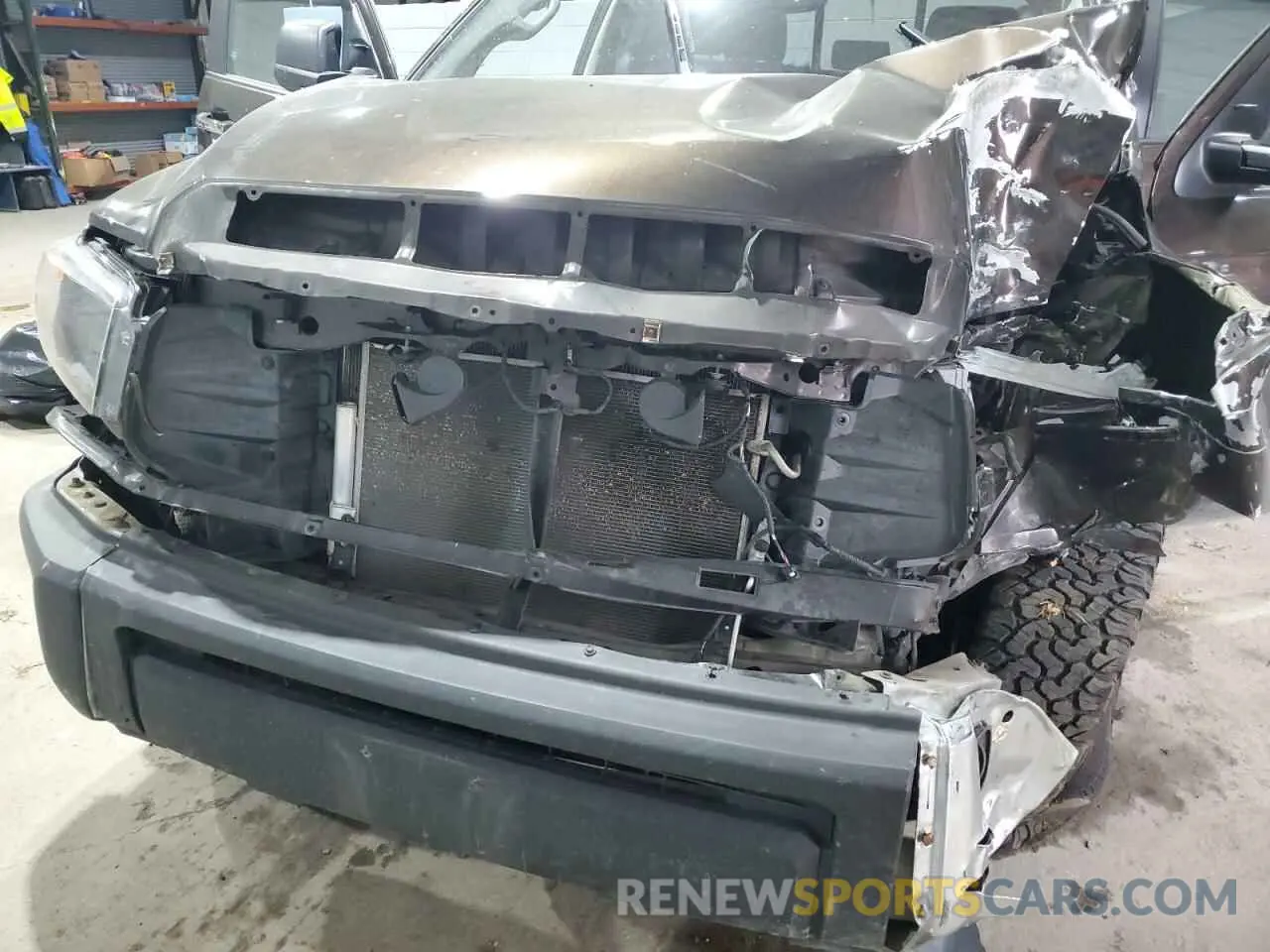 11 Photograph of a damaged car 5TFBY5F16LX915932 TOYOTA TUNDRA 2020