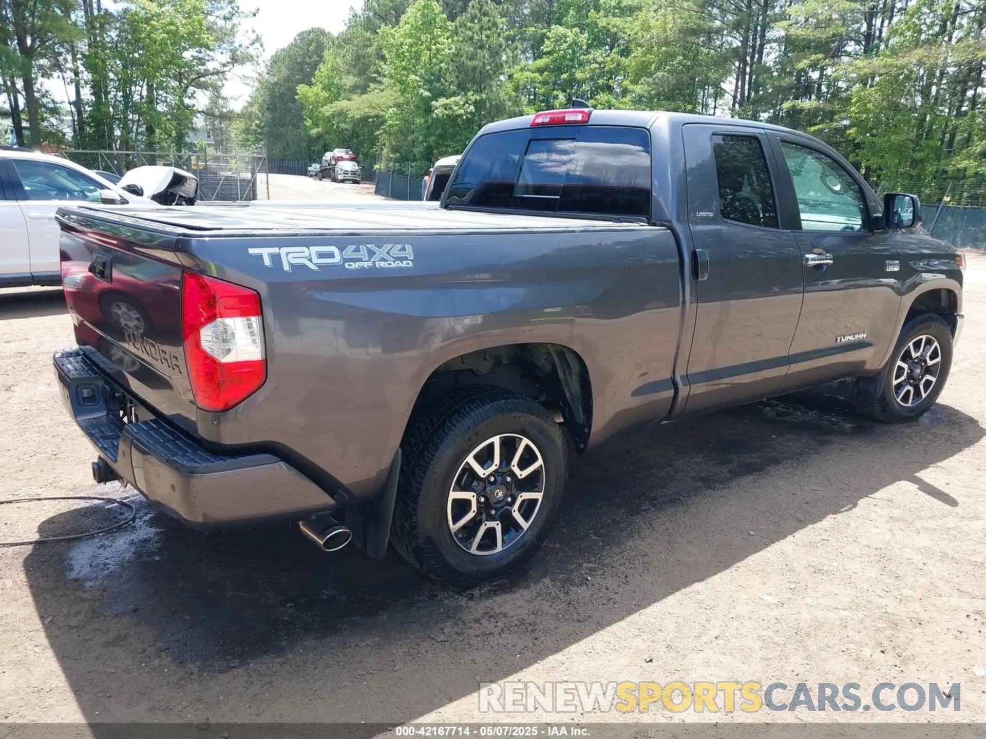 4 Photograph of a damaged car 5TFBY5F17LX889096 TOYOTA TUNDRA 2020