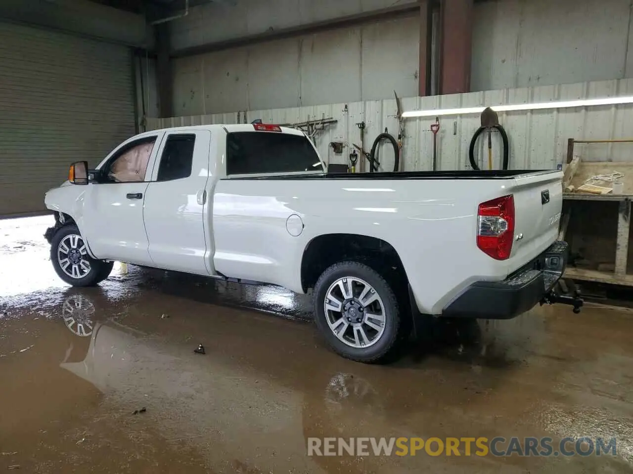 2 Photograph of a damaged car 5TFCY5F15LX026558 TOYOTA TUNDRA 2020