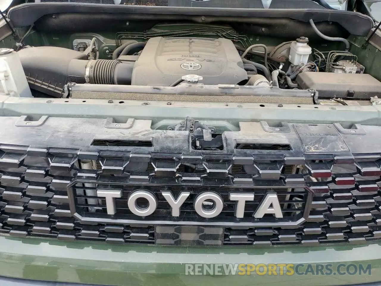 11 Photograph of a damaged car 5TFDY5F10LX884640 TOYOTA TUNDRA 2020