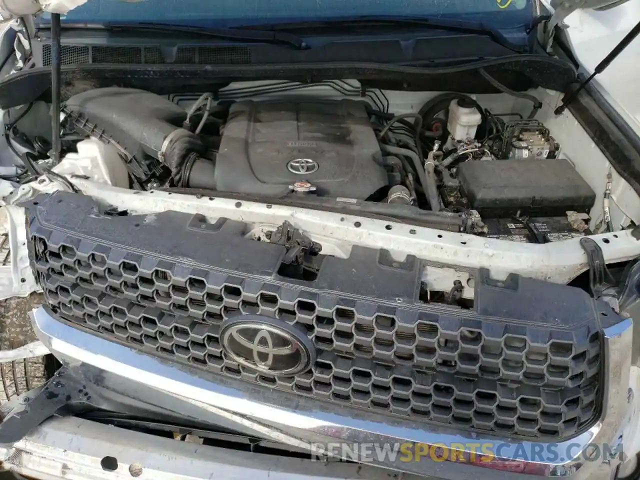 11 Photograph of a damaged car 5TFDY5F10LX888140 TOYOTA TUNDRA 2020