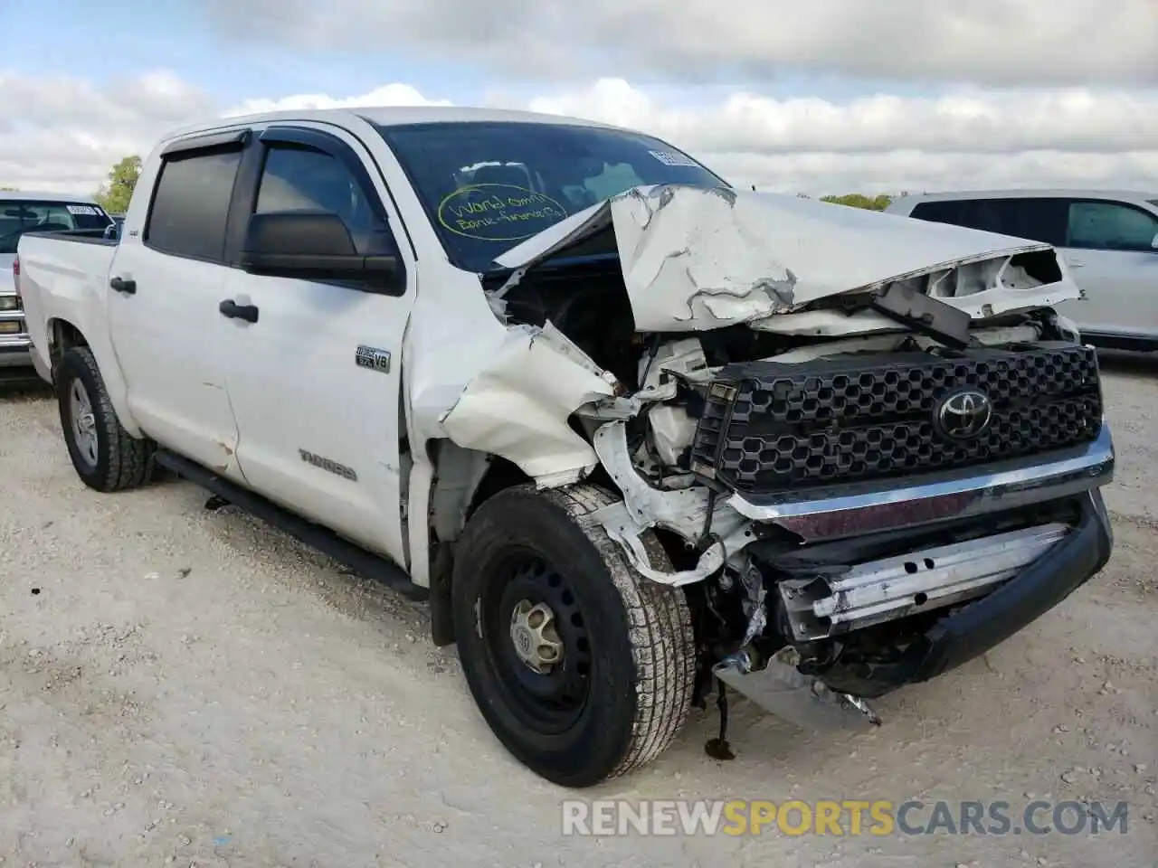 4 Photograph of a damaged car 5TFDY5F10LX888140 TOYOTA TUNDRA 2020